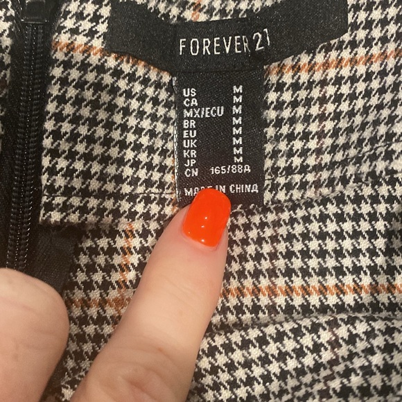 Plaid dress - Forever 21 - Picture 2 of 2